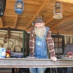 Meet your Posher, Dwight